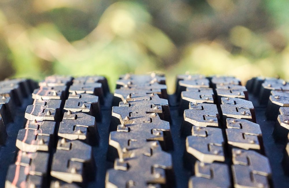 Image d'accueil de l'article Comment vérifier l’état des pneus de voiture ?