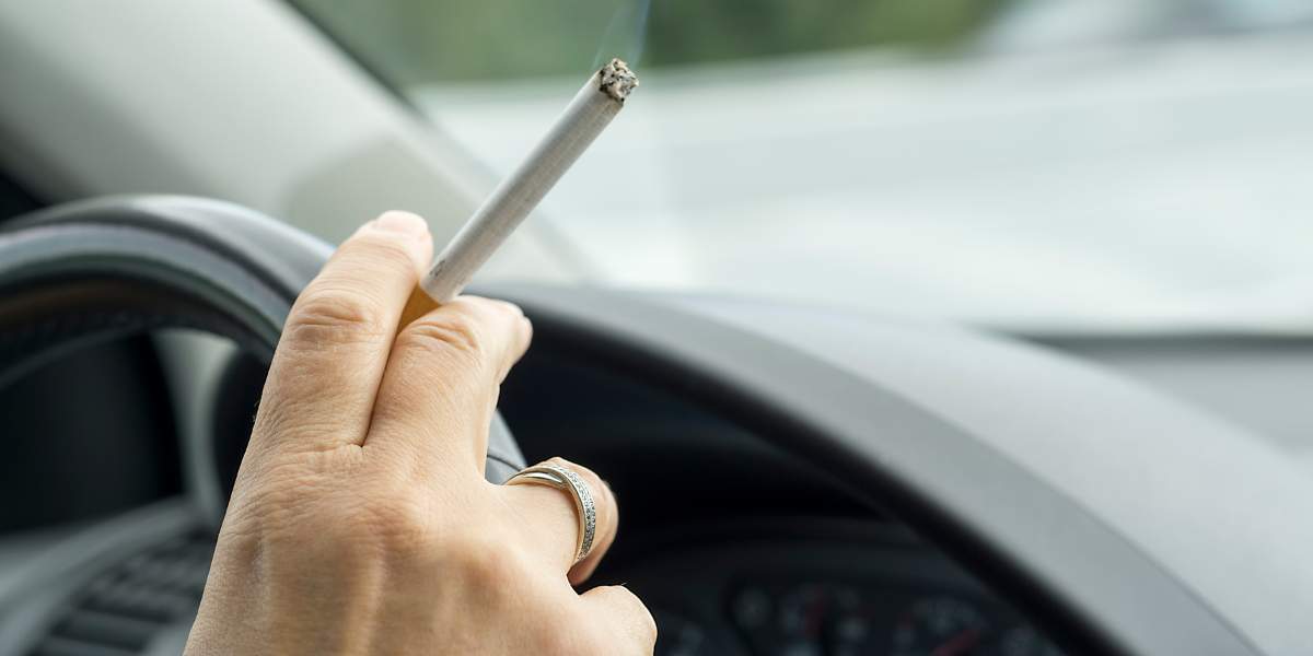 Cigarette au volant