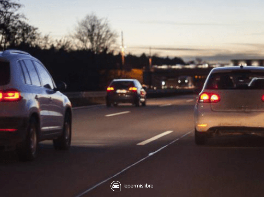feux de croisement la nuit