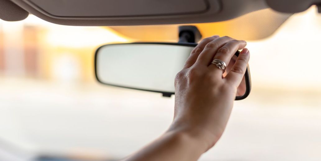 Réglage rétroviseur intérieur
