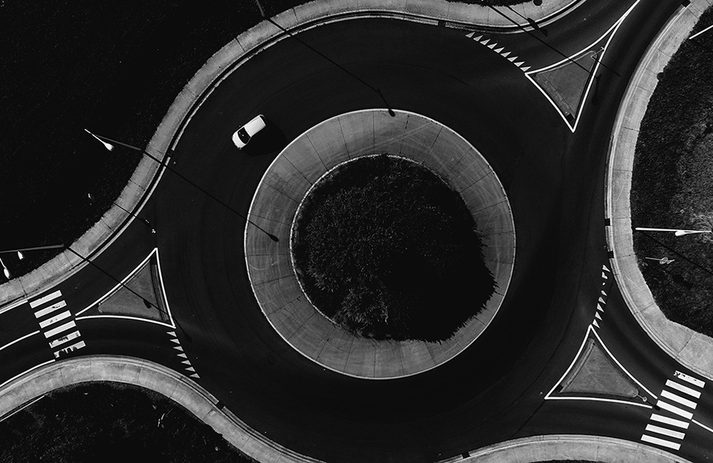 difference rond point carrefour sens giratoire