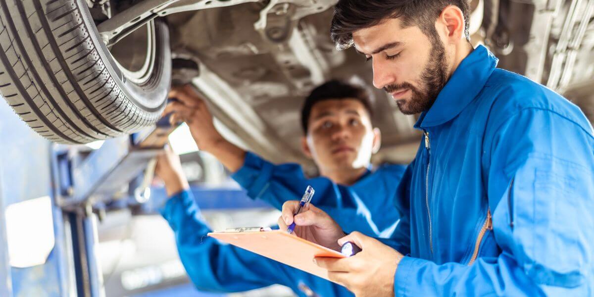 Image d'accueil de l'article Révision voiture : tout savoir sur l’entretien véhicule