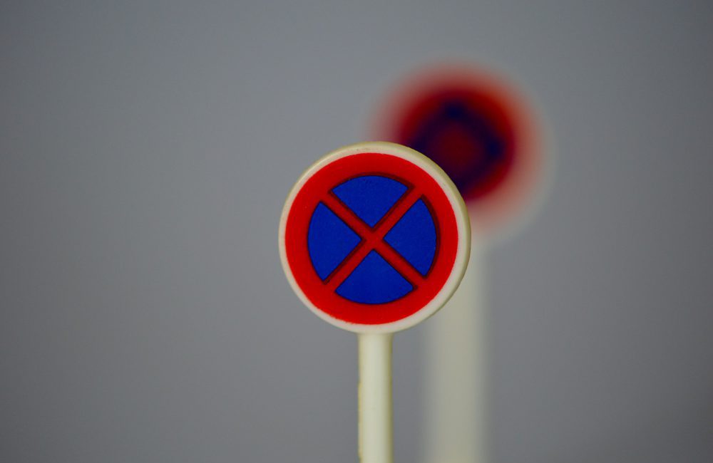 Image d'accueil de l'article Stationnement interdit : comprendre l’interdiction de stationner