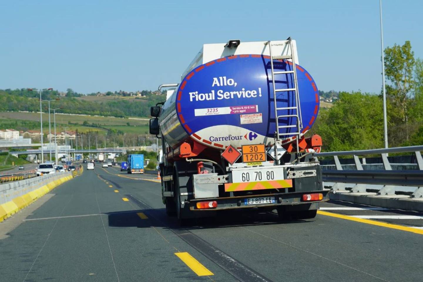 Image d'accueil de l'article Transport de matière dangereuses : que dit le code ?